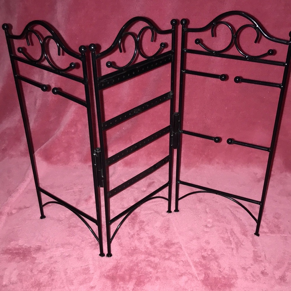 Black Jewelry Organizer